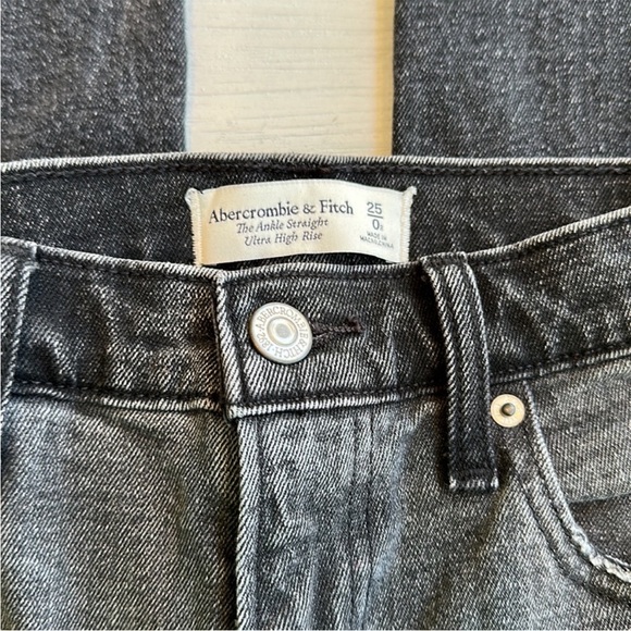 Abercrombie & Fitch The Ankle Straight Ultra High Rise Grey Black size 25 - Picture 3 of 5